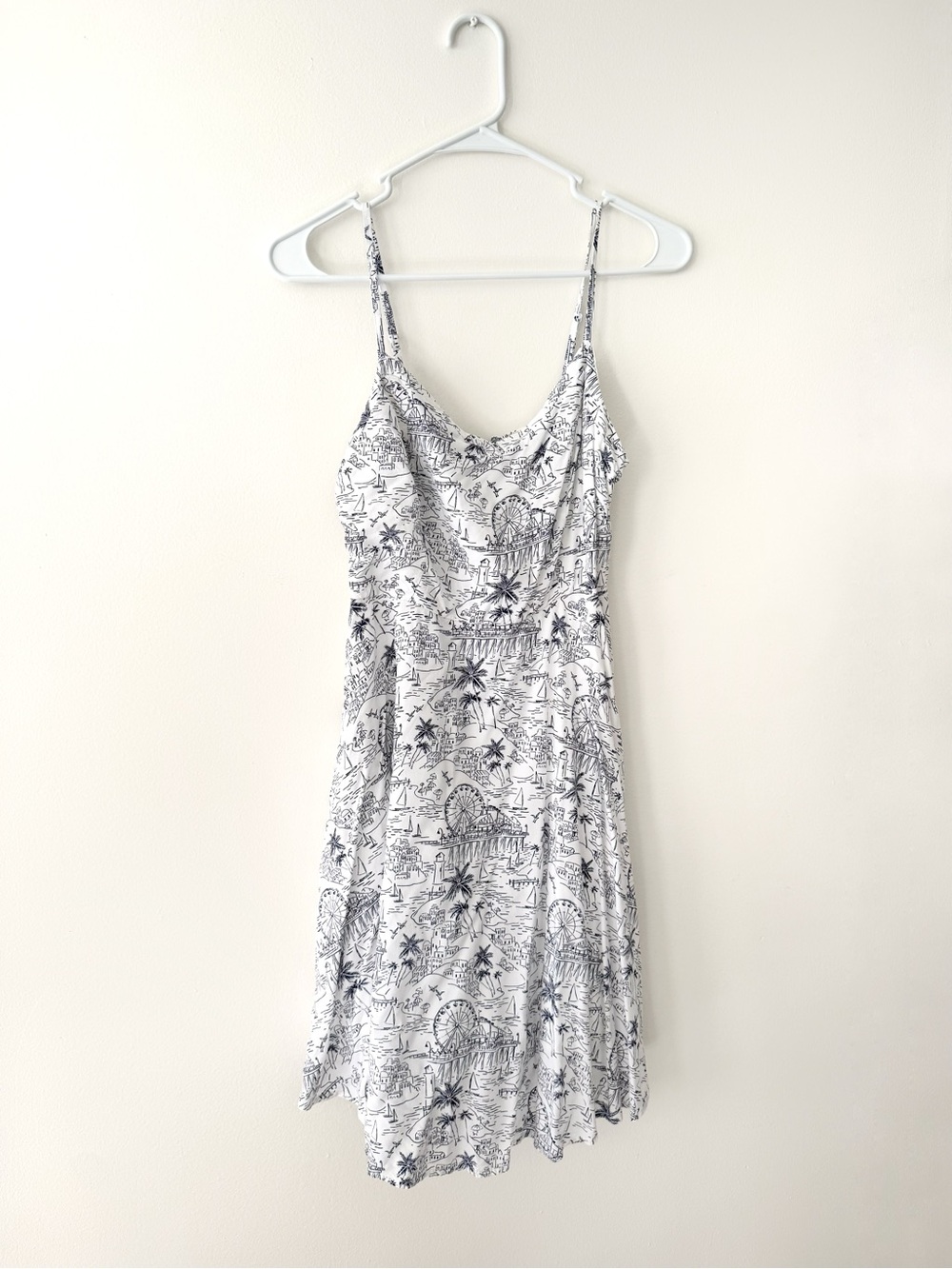 Old Navy White & Navy Printed Spaghetti Strap Dress Small